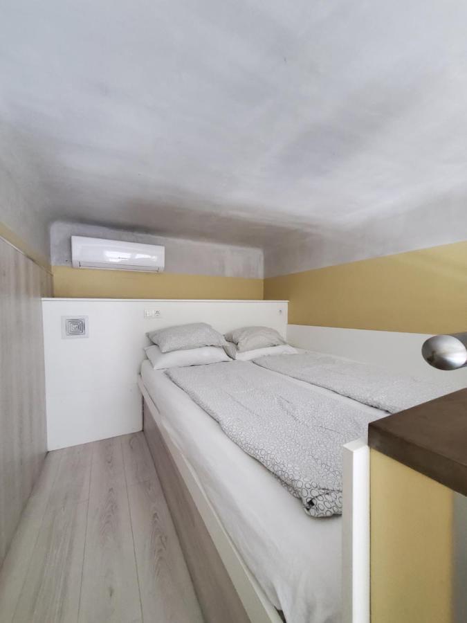 Economy And Apartament
